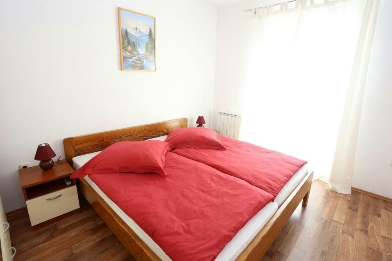 Apartmani Lili Sukošan Exterior foto