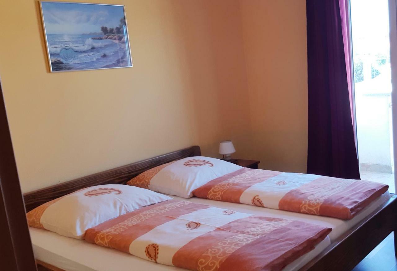 Apartmani Lili Sukošan Exterior foto