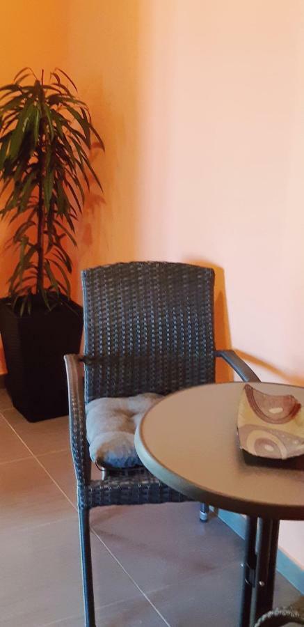 Apartmani Lili Sukošan Exterior foto